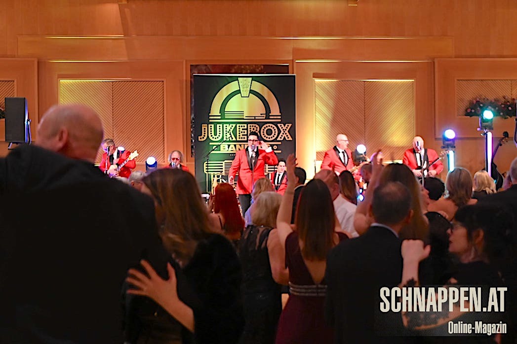 The "Jukebox Bandits" beim Auftritt am Wirtschaftskammerball 2026. Foto (c) Prinz, SCHNAPPEN.AT JukeBoxBanditsFotocPrinzSCHNAPPENat8