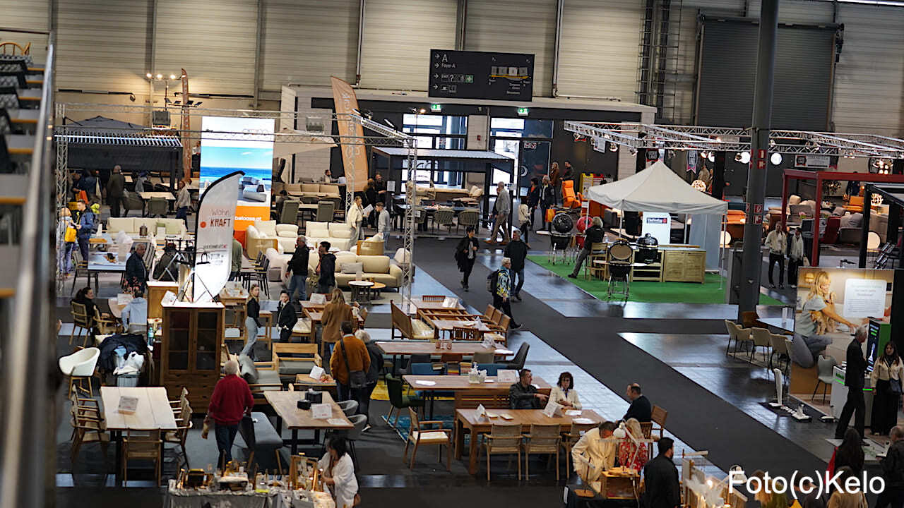 2025WohnladschaftFotocKelo