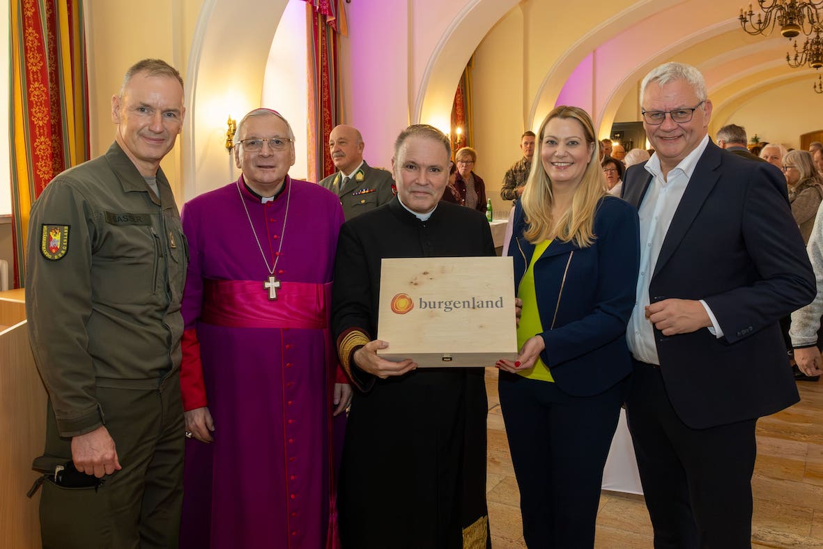 PriesterjubilaeumAlexanderWesselyFotoBueroWinklerChristophNovak